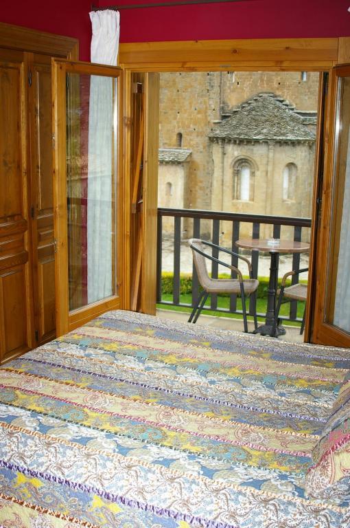 Hosteleria Santa Cruz Santa Cruz de la Serós Pokoj fotografie